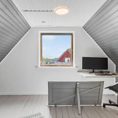 2 Bedroom Amazing In *